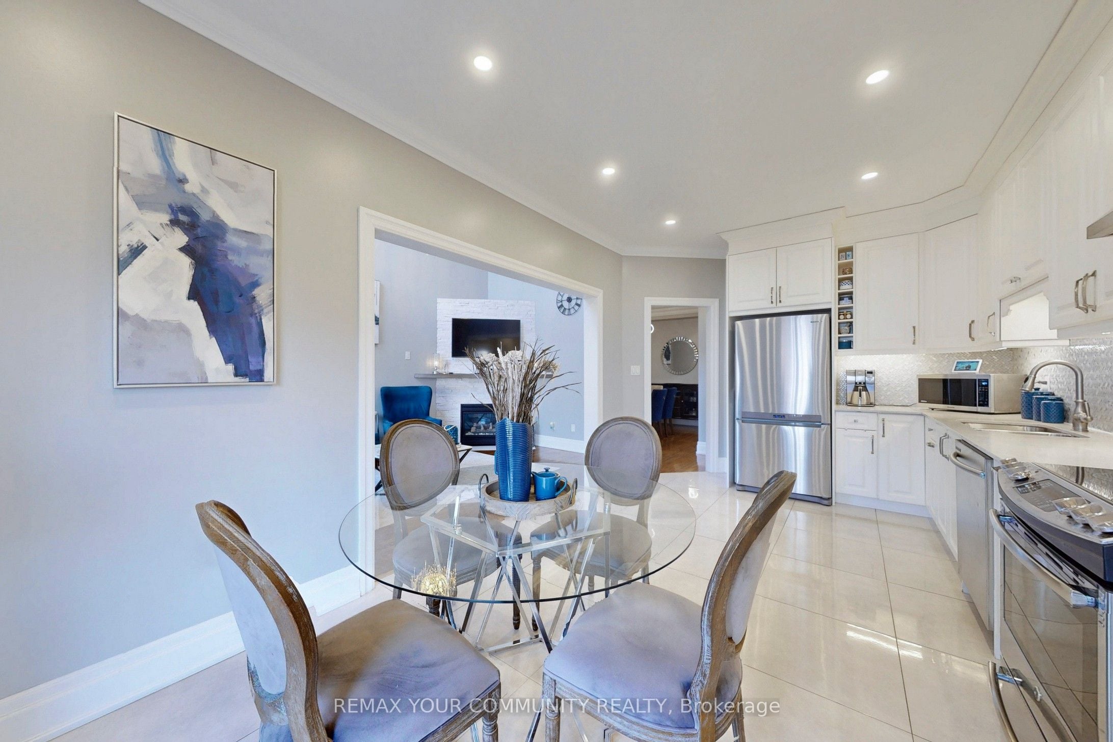 Additional image 4 of 54 English Oak Drive, Richmond Hill, ON, L4E 3W2