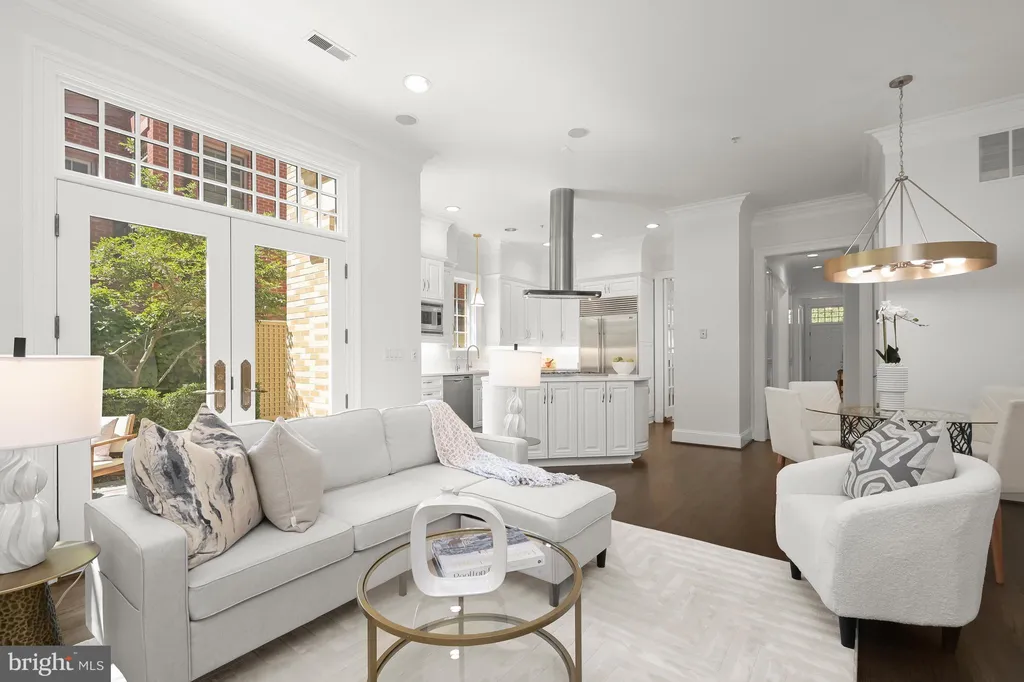 Additional image 9 of 2985 38th Street NW, Washington, DC 20016