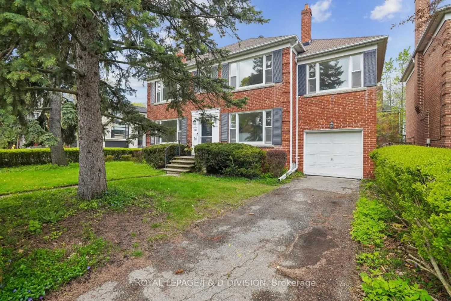 310 Glencairn Avenue photo 2