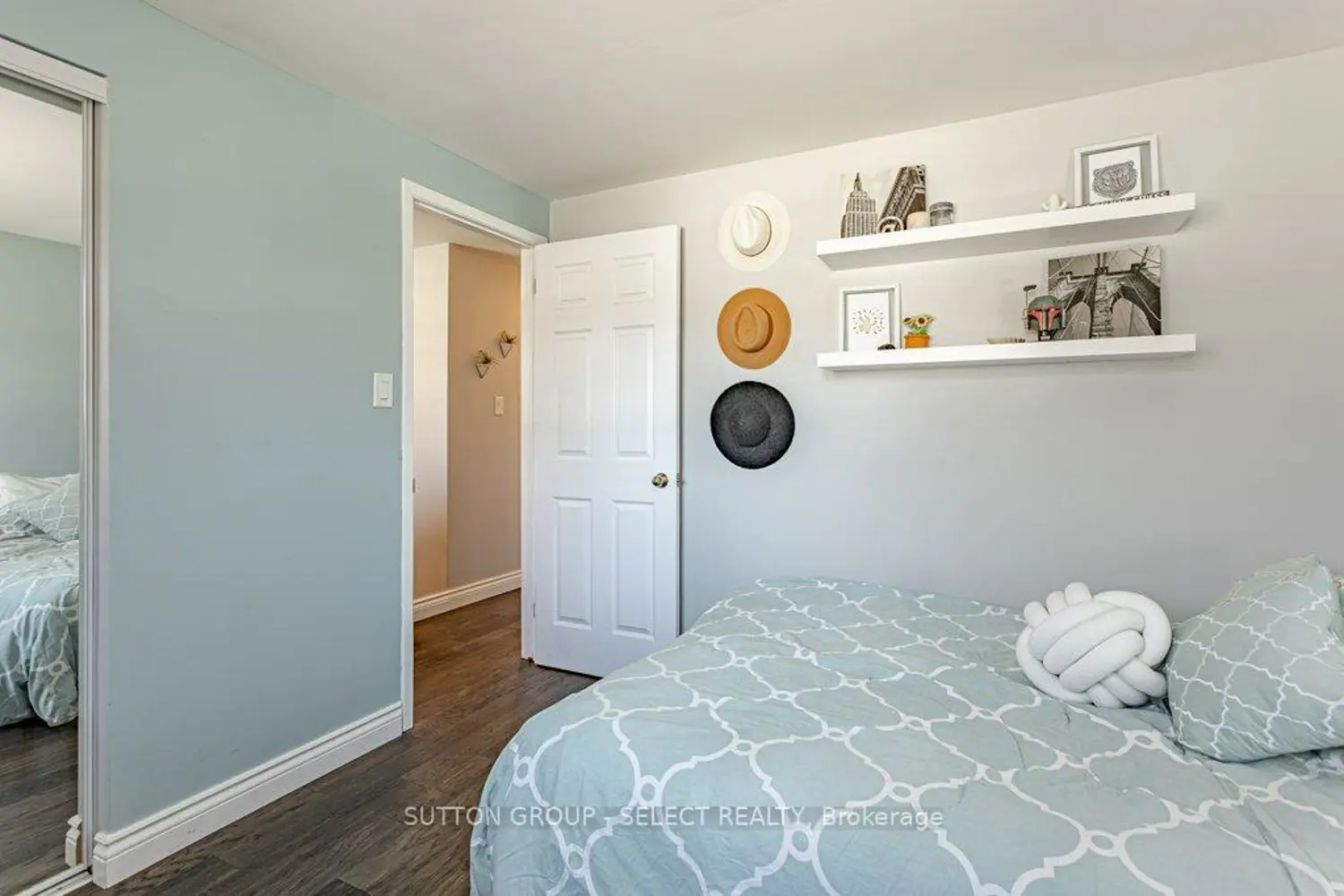 Additional image 8 of 17 Acton Crescent