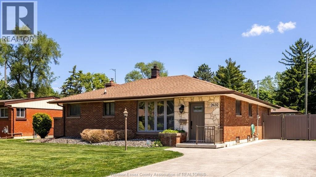 2632 Everts Avenue, Windsor, ON, N9E2V1