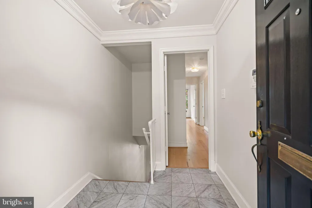Additional image 4 of 3231 Sutton Place NW Unit D, Washington, DC 20016