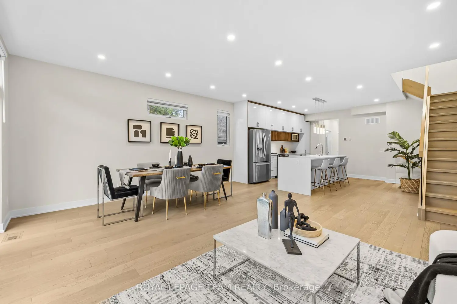Additional image 8 of 498 Wentworth Avenue