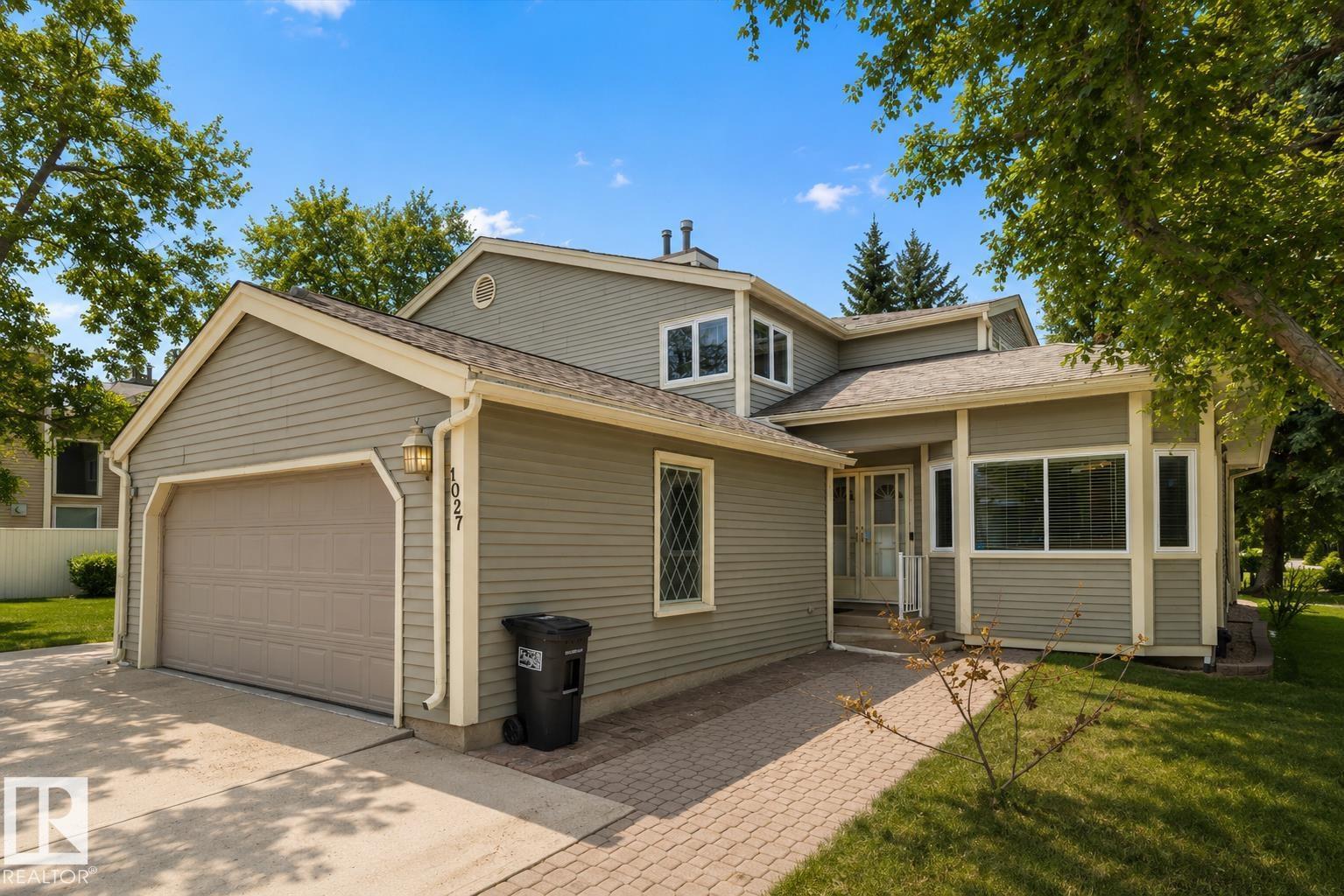 Additional image 2 of 1027 109 Street NW, Edmonton, AB, T6J5G2