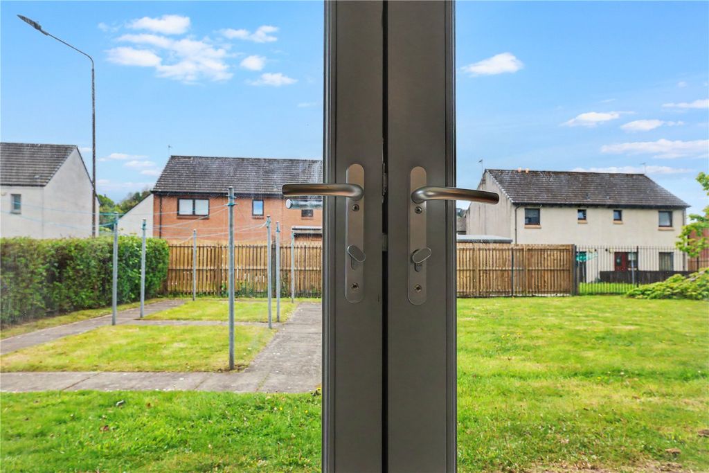 Additional image 7 of 2 bed flat for saleWeir Street, Stirling, Stirlingshire FK8