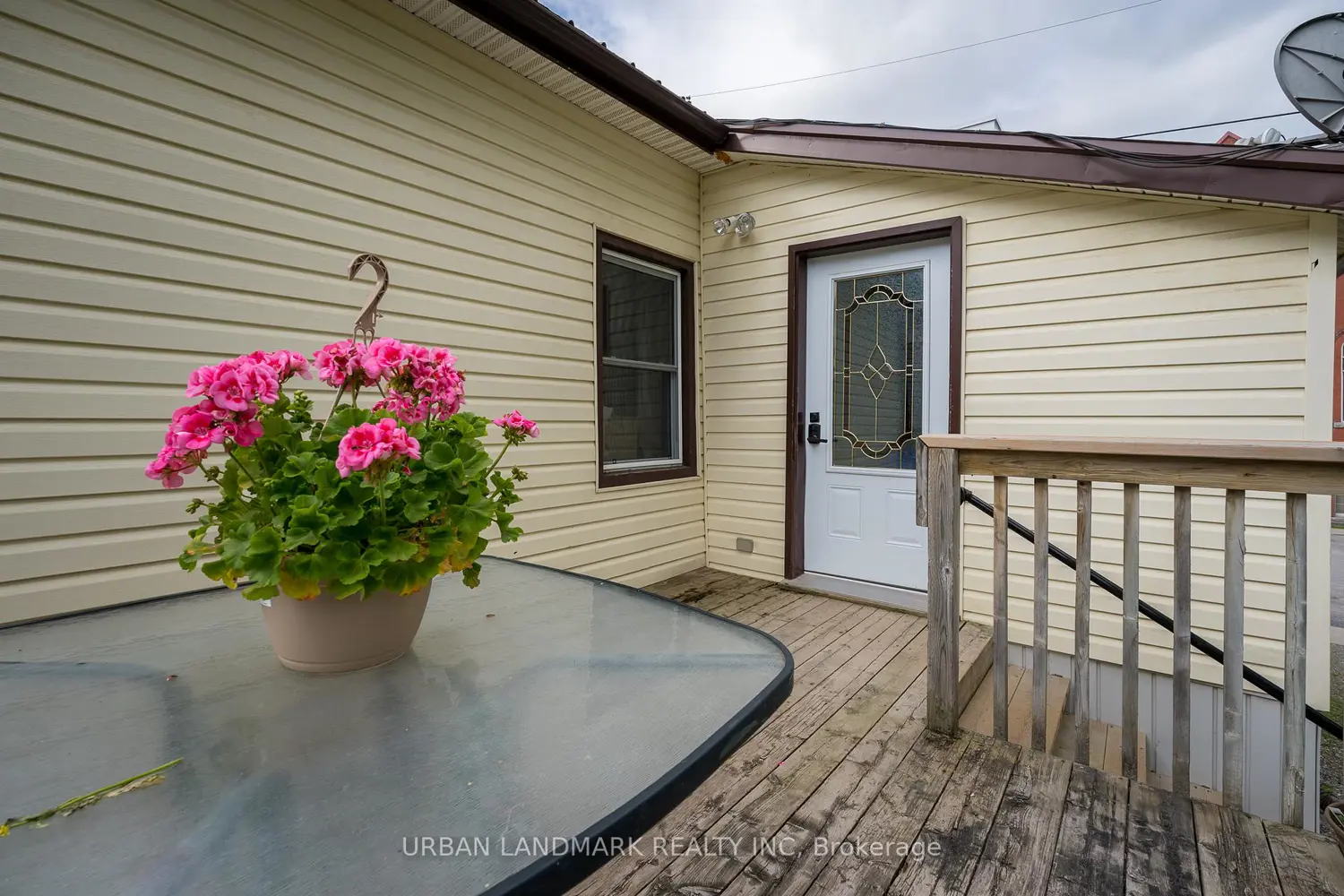 Additional image 4 of 106 St. Lawrence Street