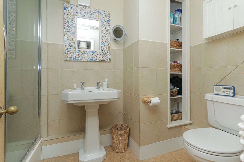 Additional image 13 of 5 bed semi-detached house for saleMonkton Street, Monkton, Ramsgate CT12