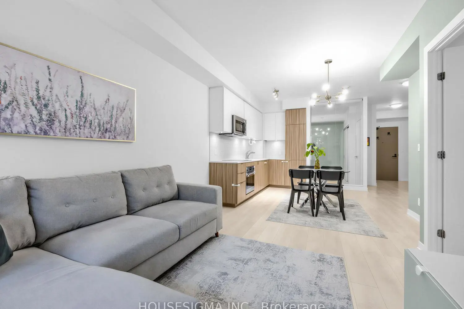 223 St Clair Avenue 306 photo 4
