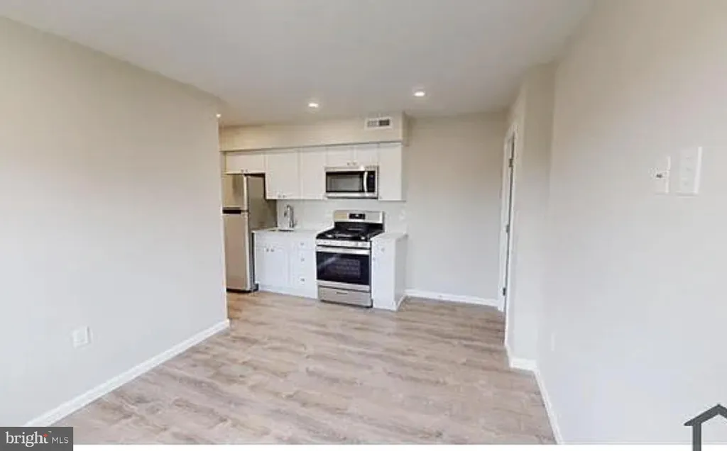 2425 Alabama Avenue SE Unit 202, Washington, DC 20020 photo 3