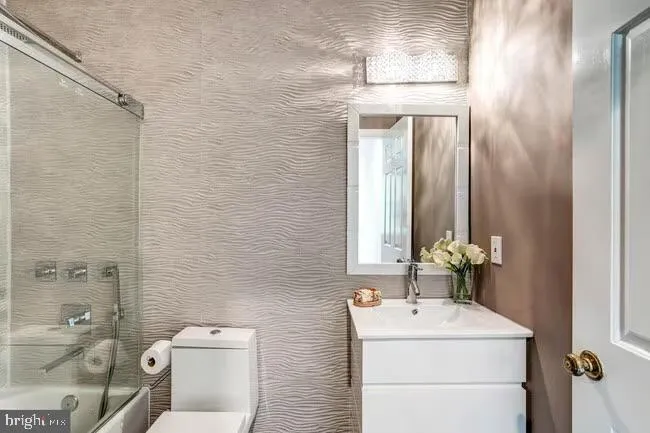 Additional image 64 of 3233 Sutton Place NW Unit A, Washington, DC 20016