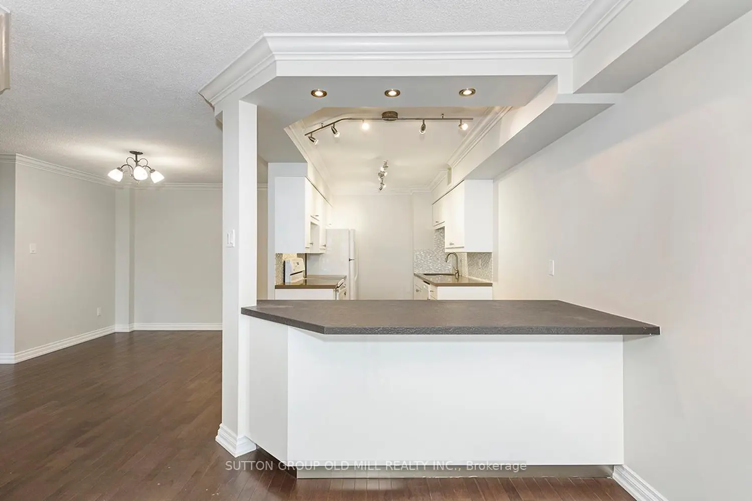 1300 Islington Avenue 2806 photo 5