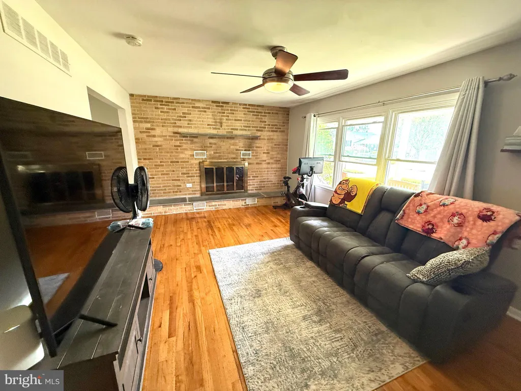 Additional image 6 of 879 Broadfield Drive, Newark, DE 19713