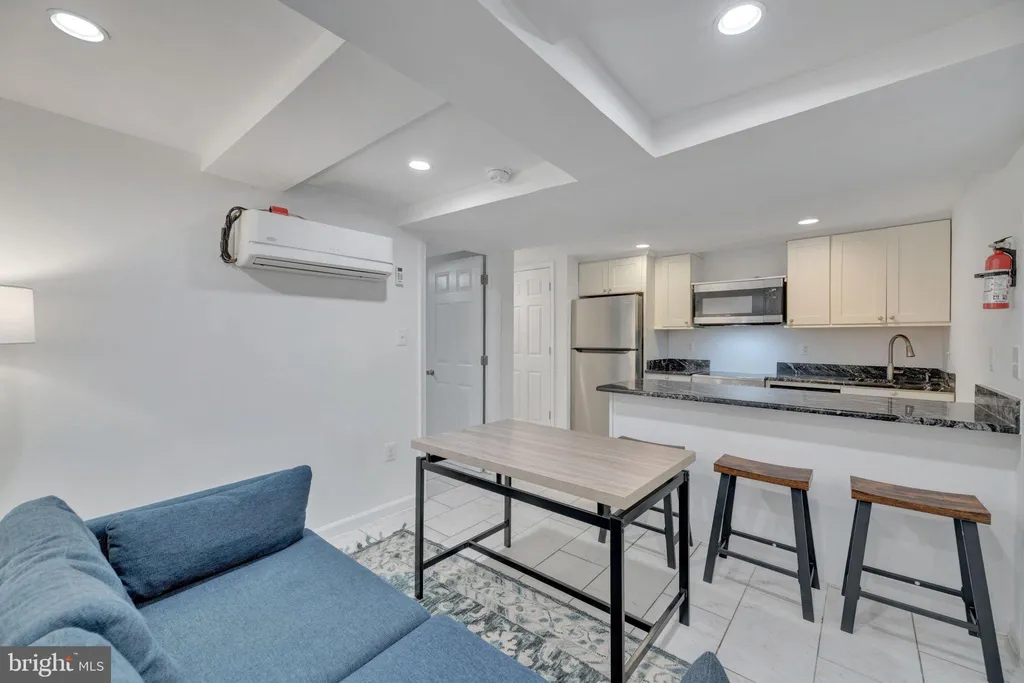 Additional image 43 of 424 19th Street NE, Washington, DC 20002