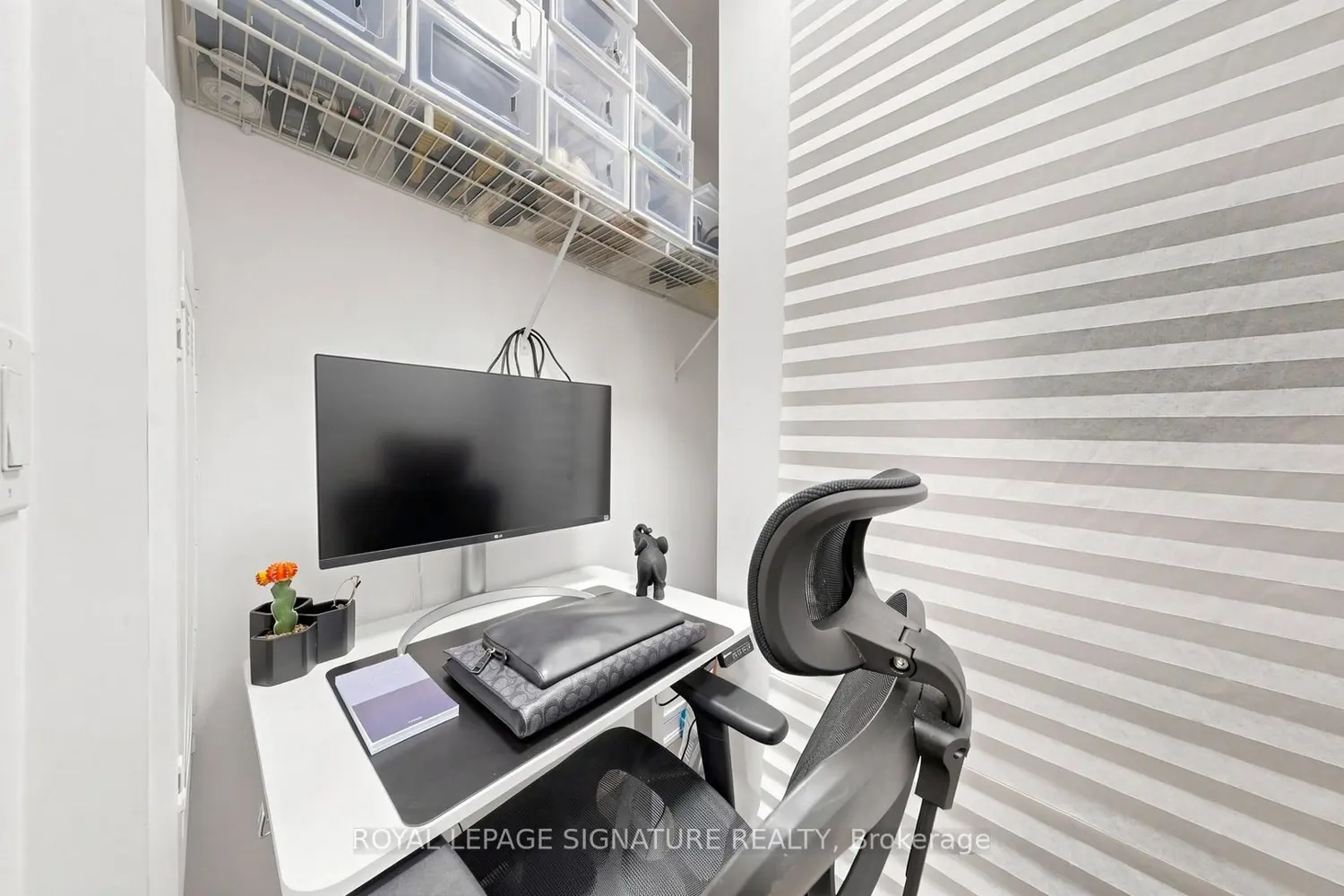 Additional image 9 of 9201 Yonge Street 802