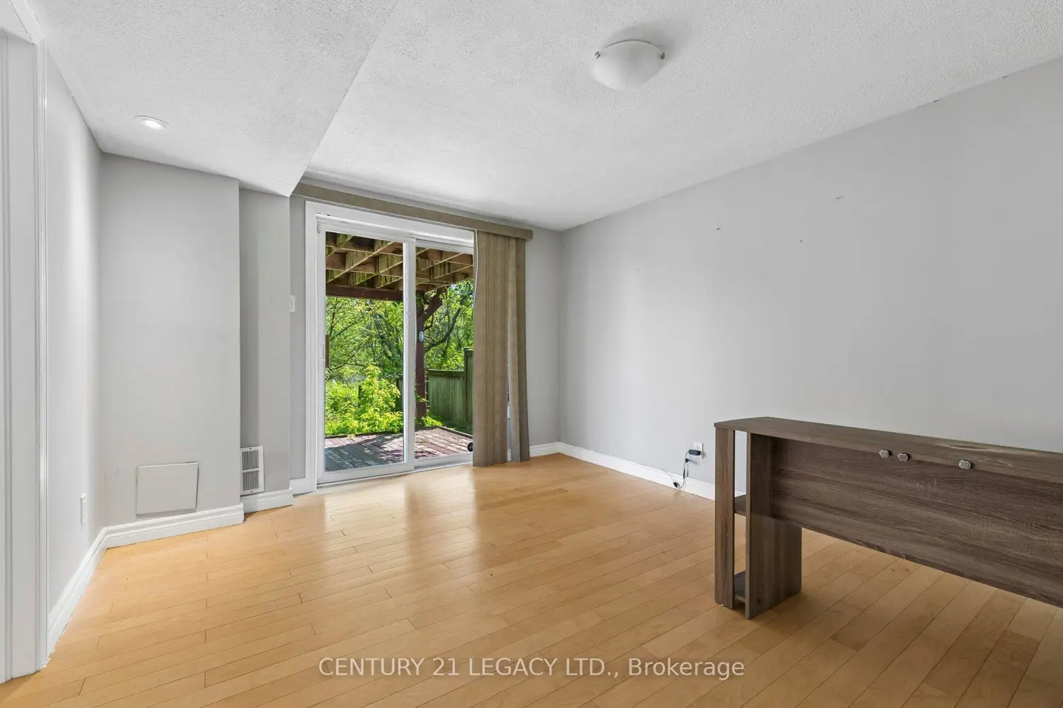 Additional image 18 of 29 Woolf Crescent