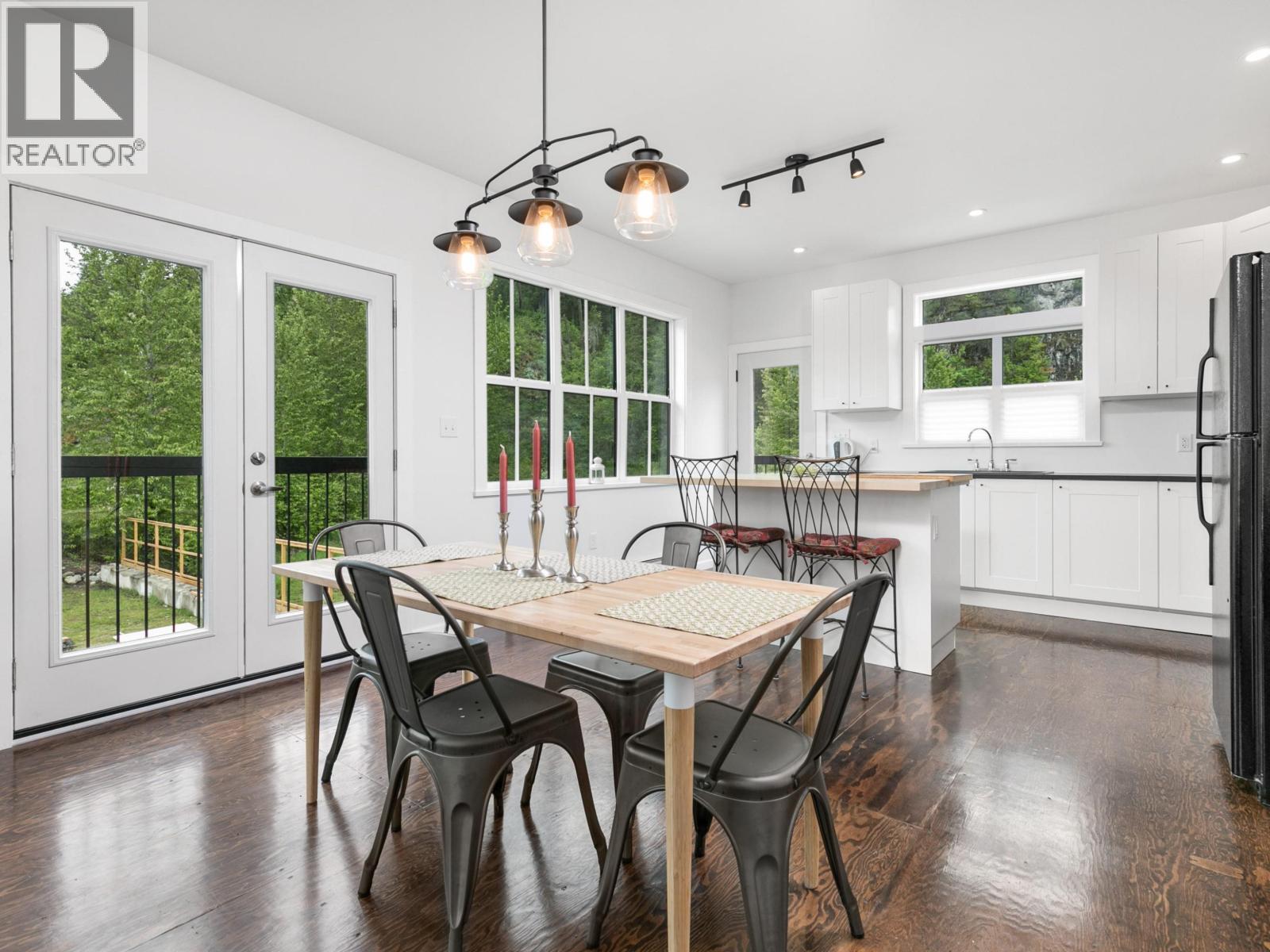 1926 Stonecutter Place, Pemberton, BC, V0N2L0
