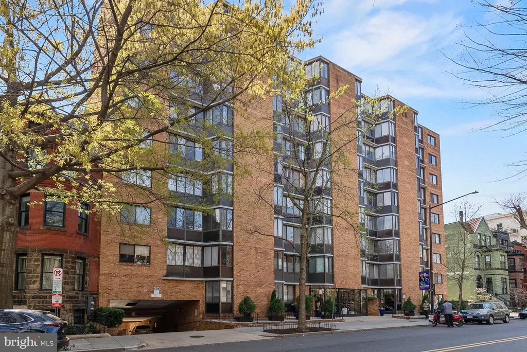 1718 P Street NW Unit 902, Washington, DC 20036
