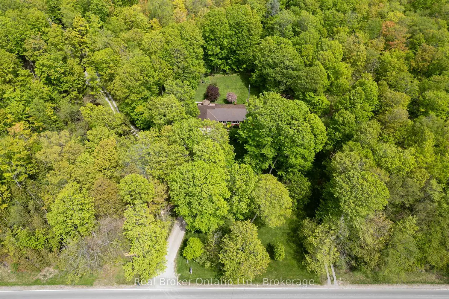 3061 Green Road photo 2