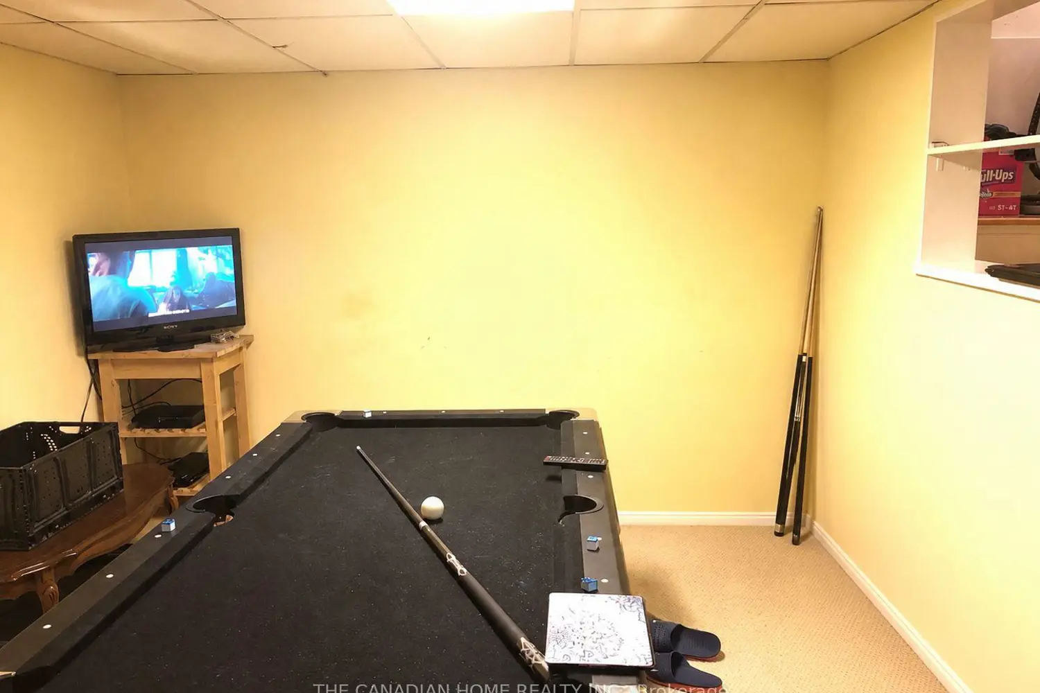 61 Exeter Drive photo 4