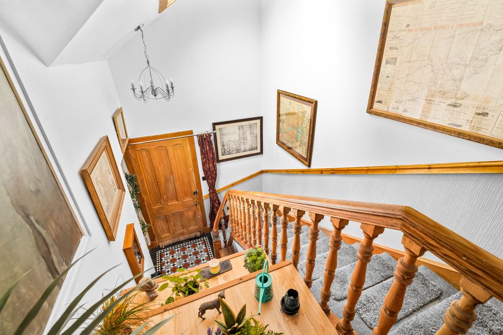 Additional image 7 of 2 bed flat for saleFlat 6, Finavon Castle, Finavon, Forfar DD8