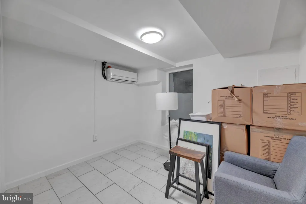 Additional image 50 of 424 19th Street NE, Washington, DC 20002