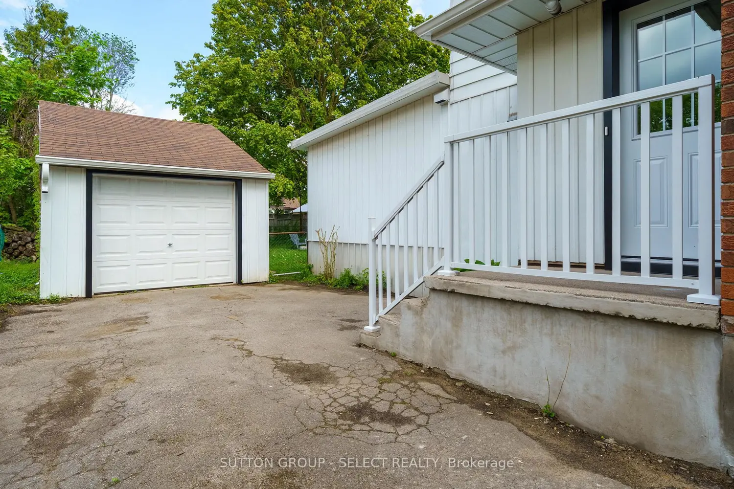 Additional image 19 of 50 Glass Avenue