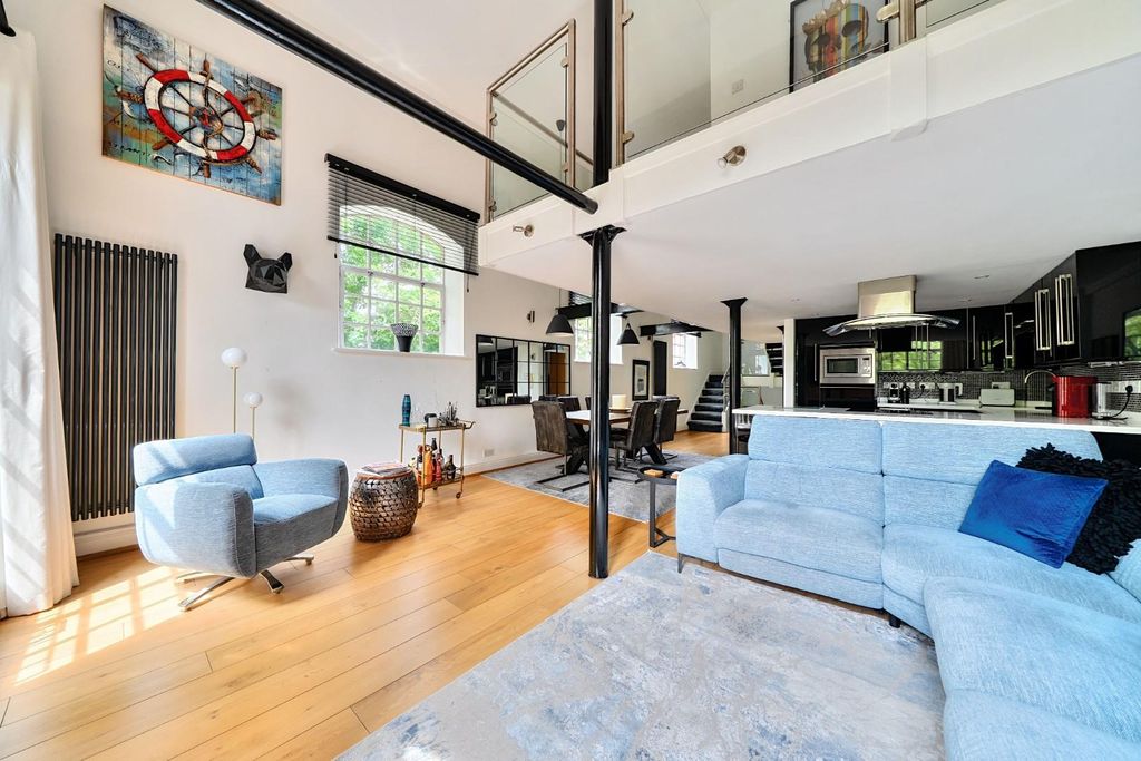 Additional image 6 of 2 bed flat for saleMill Street, East Malling, West Malling ME19