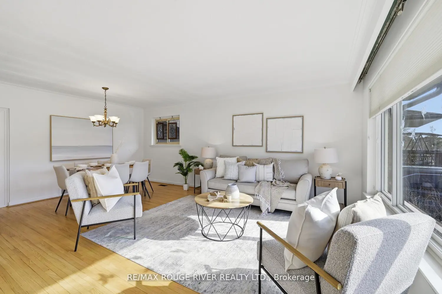 114 Rochman Boulevard photo 2