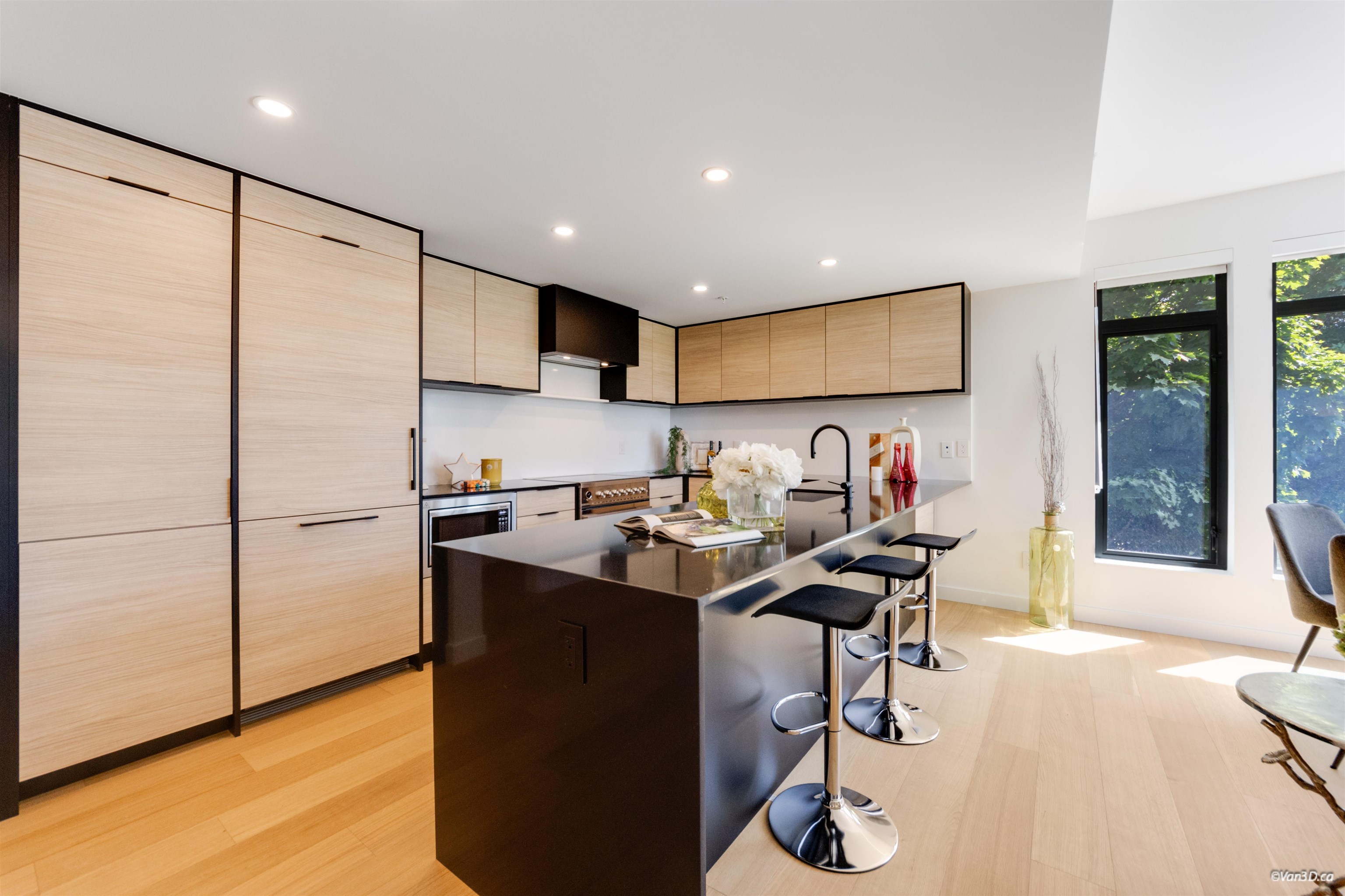 Additional image 6 of 302-6485 Manitoba Street, Vancouver, BC, V5Y 0P7