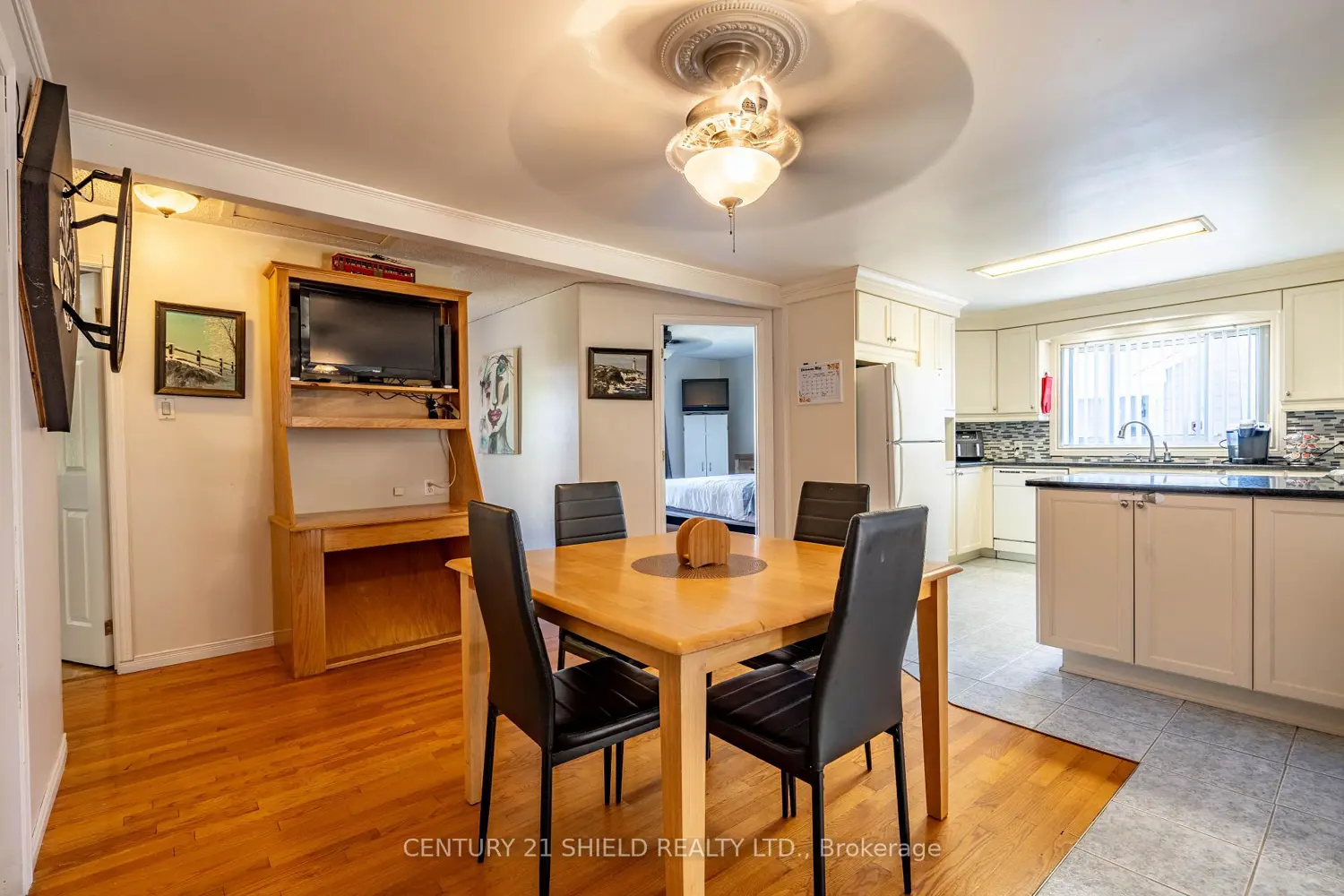 Additional image 4 of 1320 Aubin Avenue