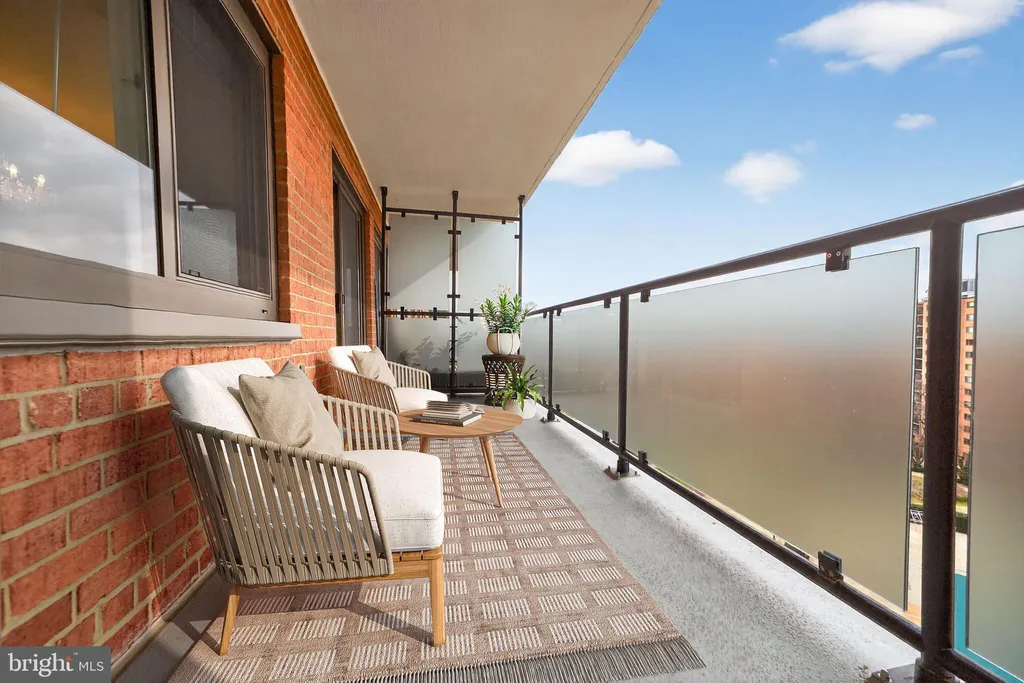 Additional image 13 of 4201 Cathedral Avenue NW Unit 1121E, Washington, DC 20016