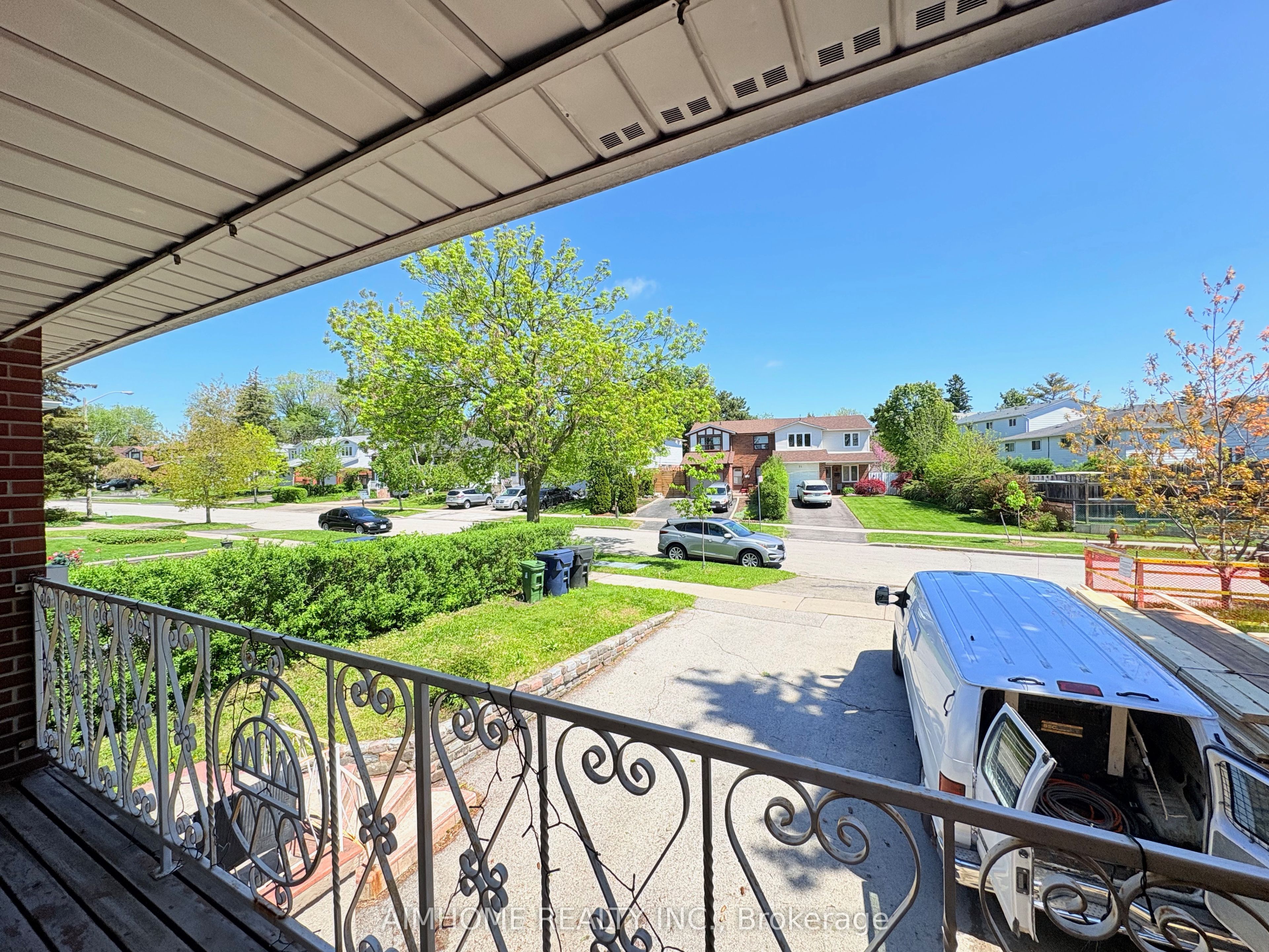 Additional image 4 of 70 Micmac Crescent, Toronto, ON, M2H 2K2