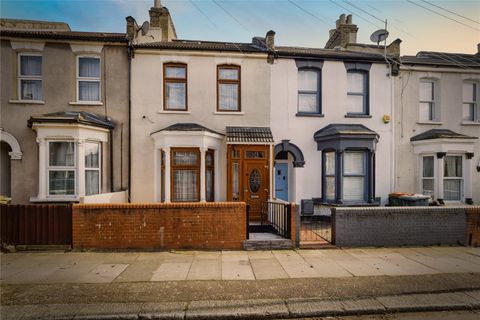 Caistor Park Road, Stratford, London E15