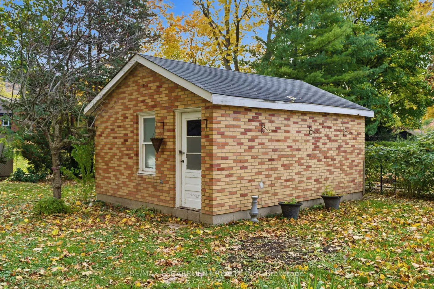 Additional image 19 of 53 Livingston Avenue