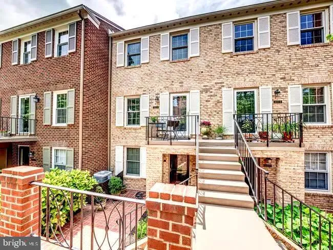 Additional image 33 of 3233 Sutton Place NW Unit A, Washington, DC 20016
