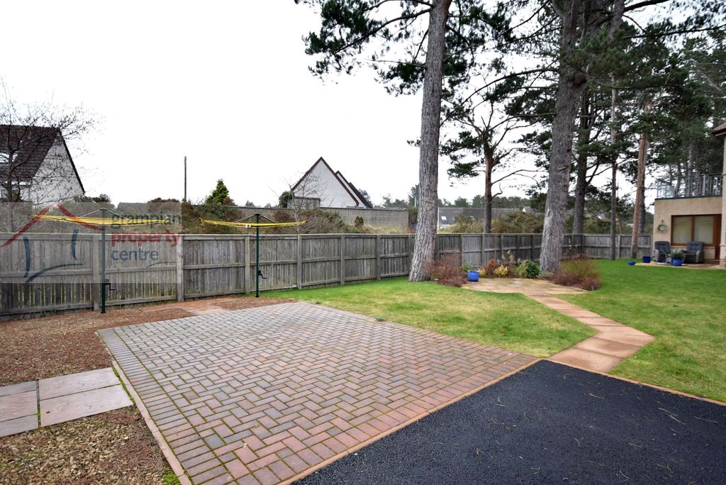 Additional image 21 of 2 bed flat for saleProvost Drive, Lossiemouth IV31
