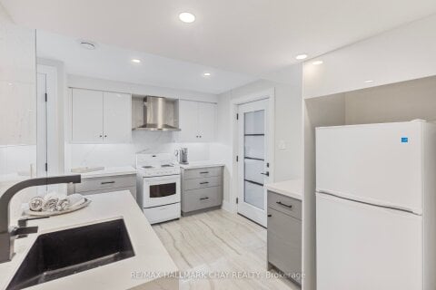 Additional image 7 of Lower-12 Tower Court, Bradford West Gwillimbury, ON, L3Z 2V2