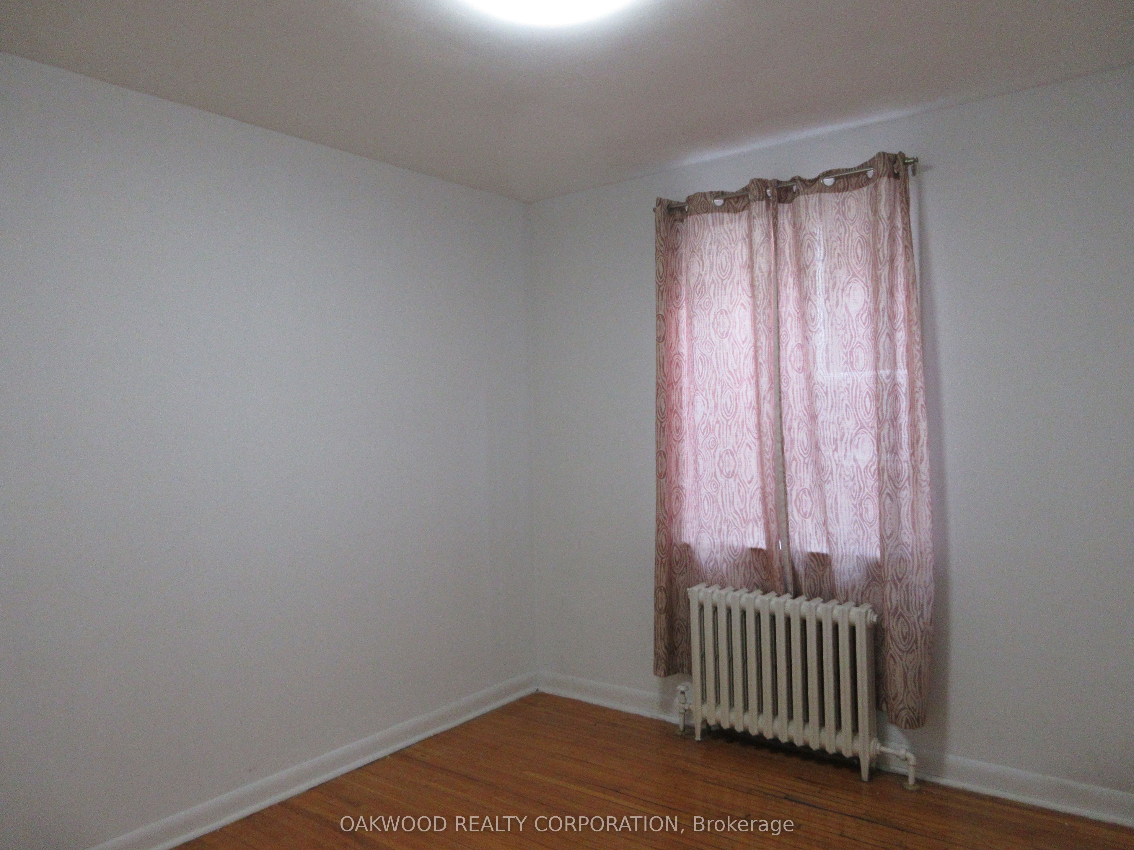 Additional image 5 of 2-1476 Eglinton Avenue W, Toronto, ON, M6E 2G5