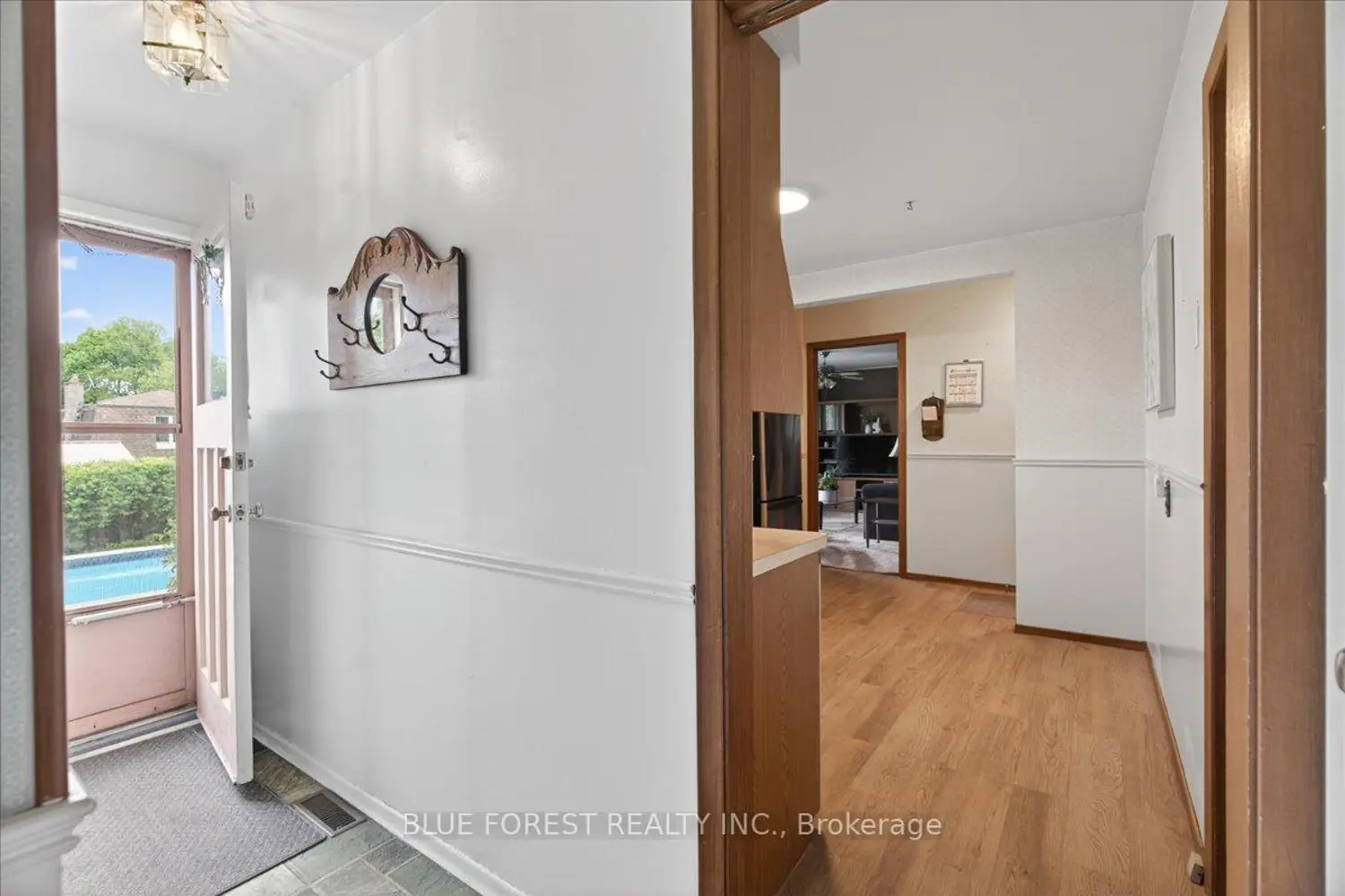 Additional image 8 of 34 Compton Crescent
