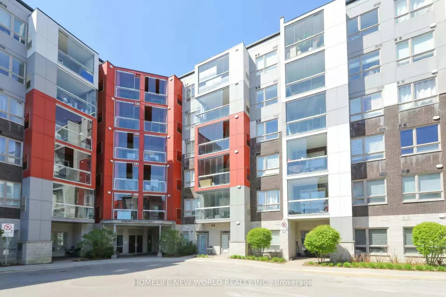 2 Adam Sellers Street 405