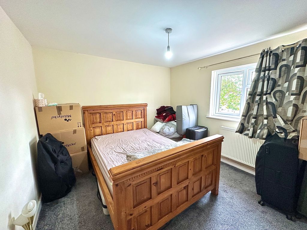 Additional image 6 of 2 bed flat for saleSwale Drive, Northampton NN5