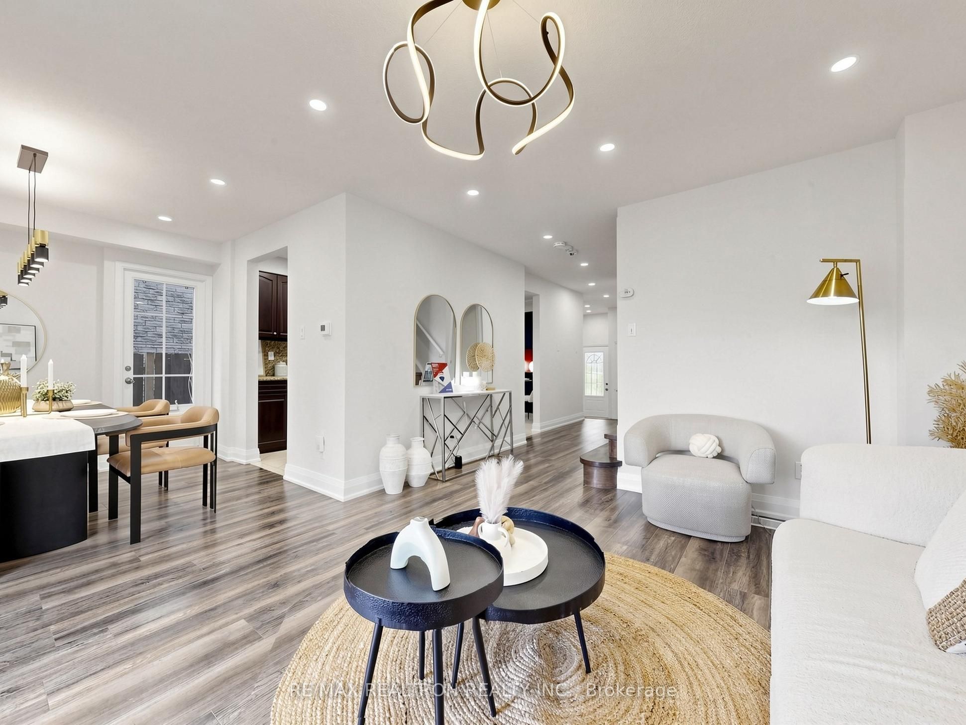 Additional image 5 of 16 Foxglove Court, Markham, ON, L3R 3Y3
