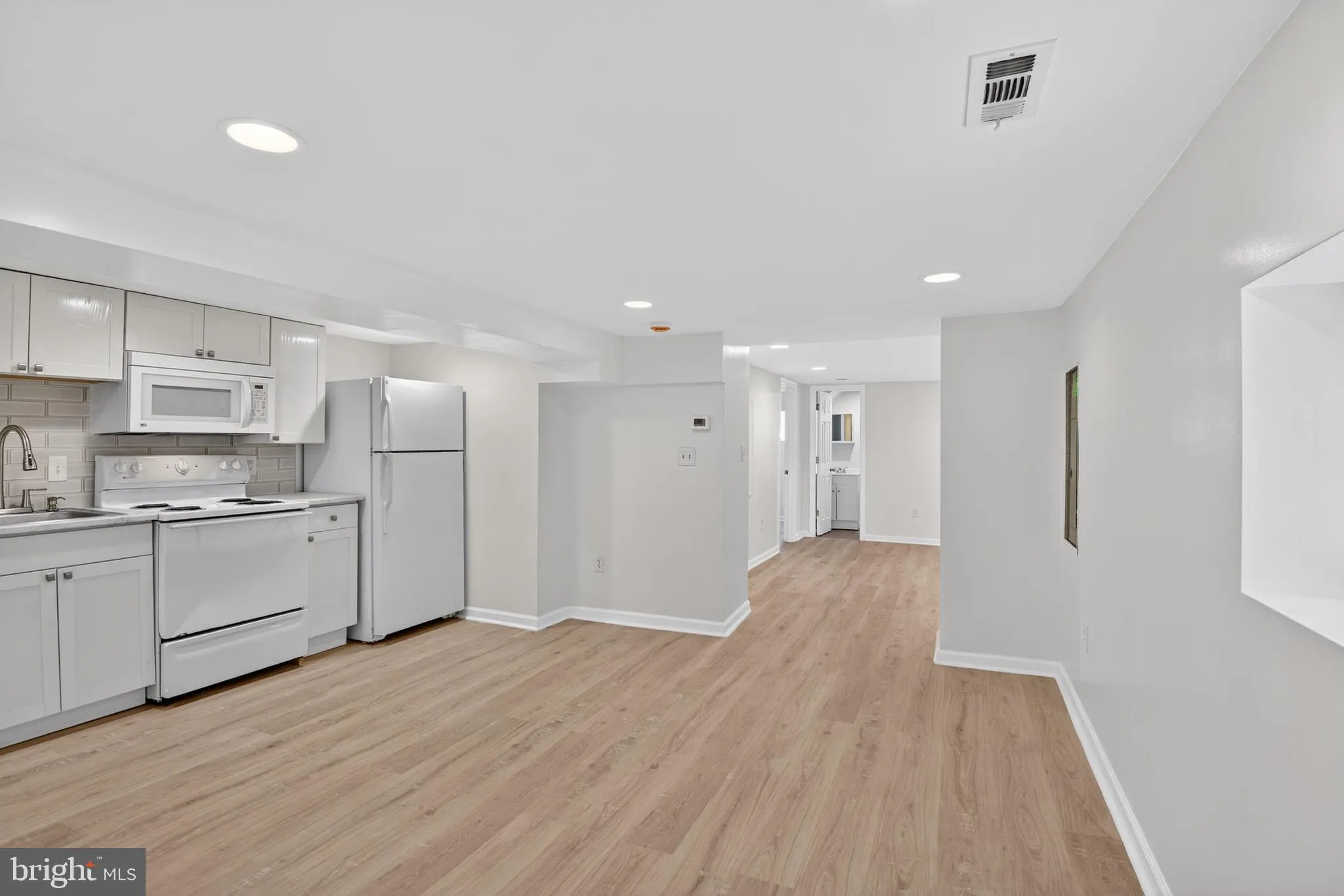Additional image 20 of 141 Uhland Terrace NE, Washington, DC 20002