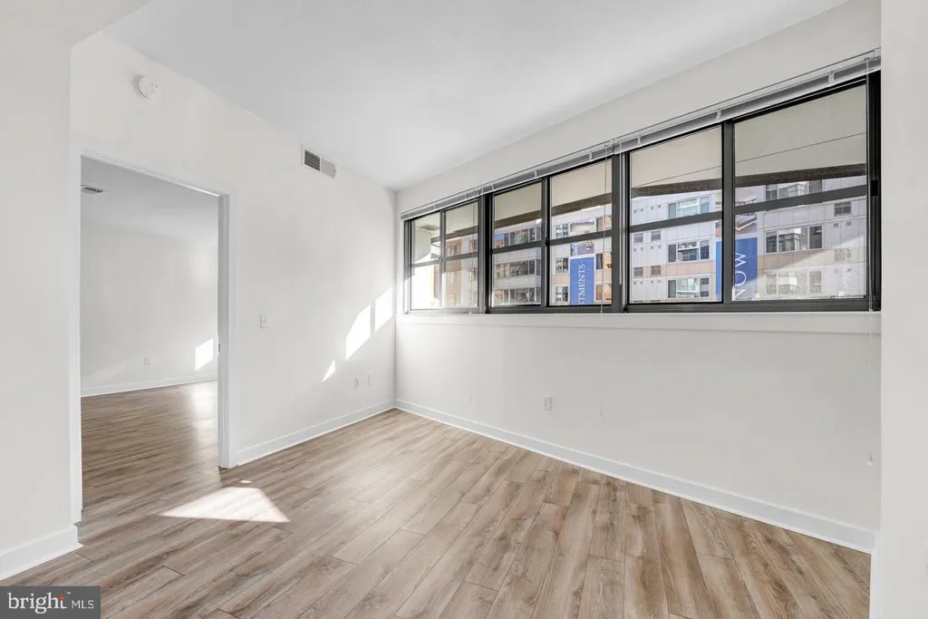 Additional image 9 of 460 New York Ave NW Unit 405, Washington, DC 20001