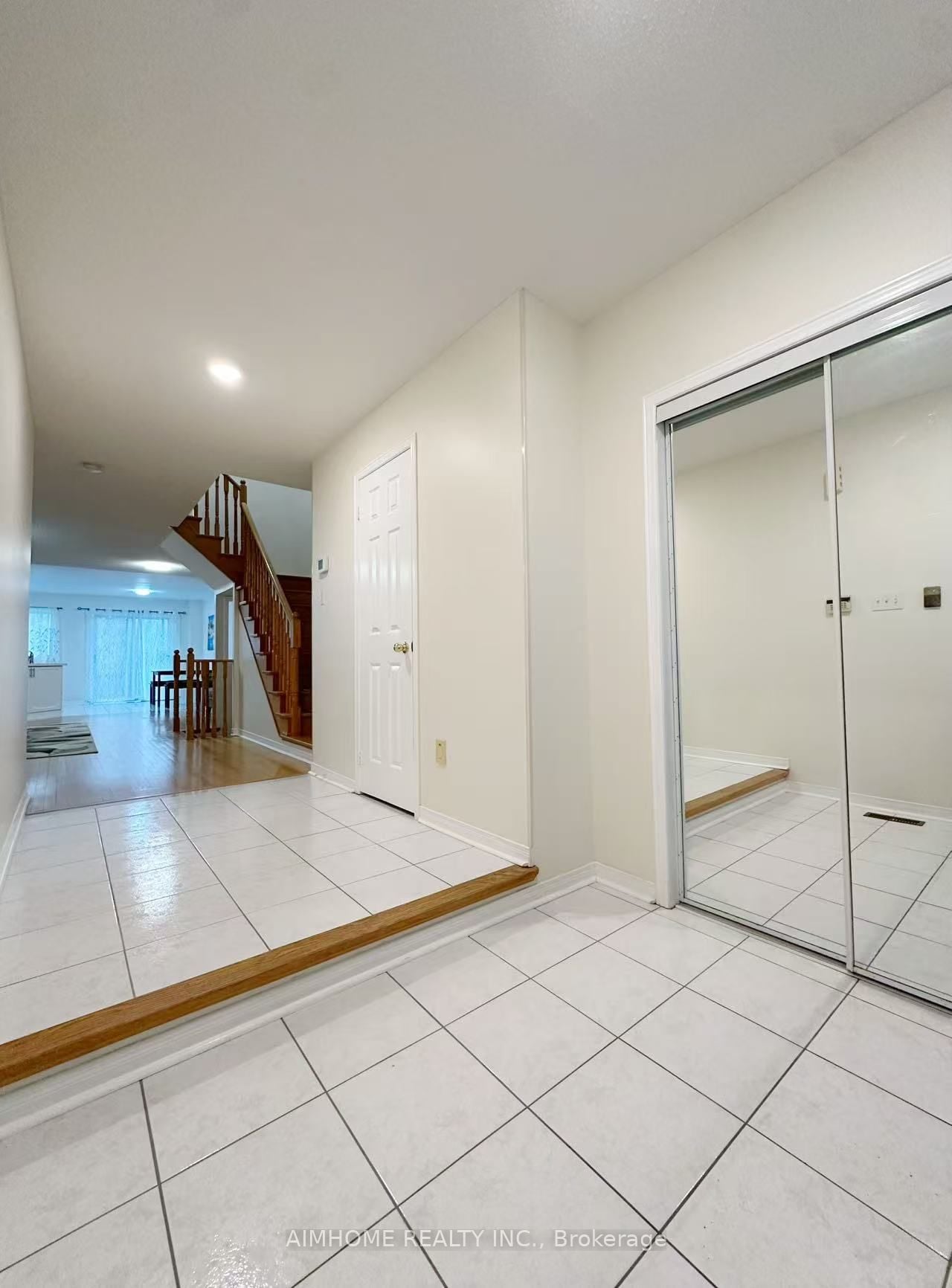 Additional image 2 of 48 Bridlepath Street, Richmond Hill, ON, L4S 1V6
