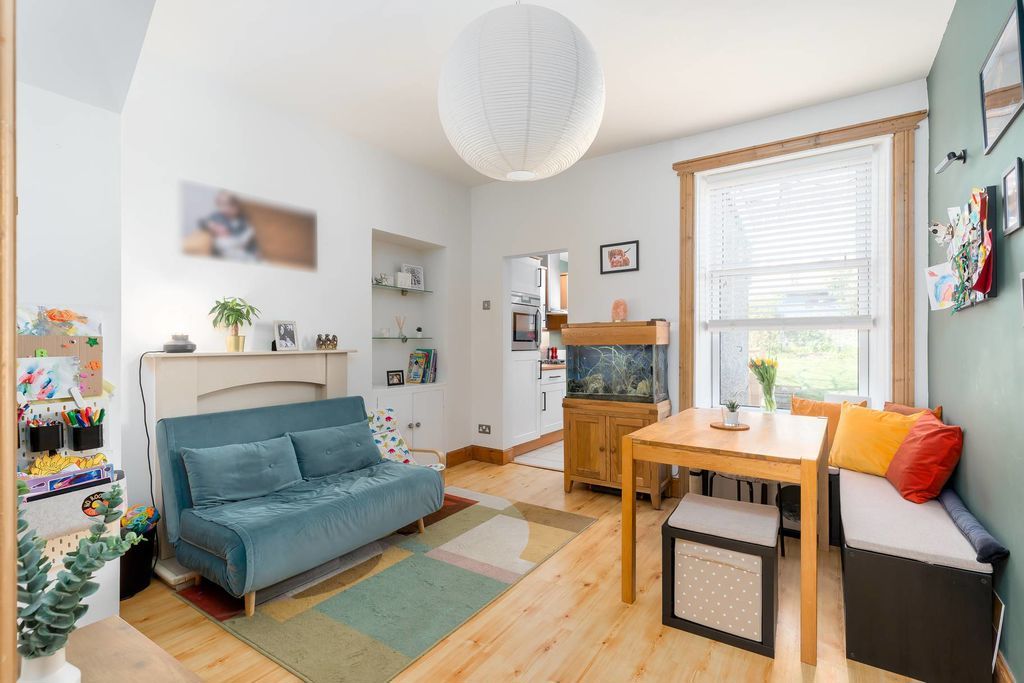 Additional image 4 of 2 bed flat for sale77/3 Kingsland Terrace, Rosetta Road, Peebles EH45
