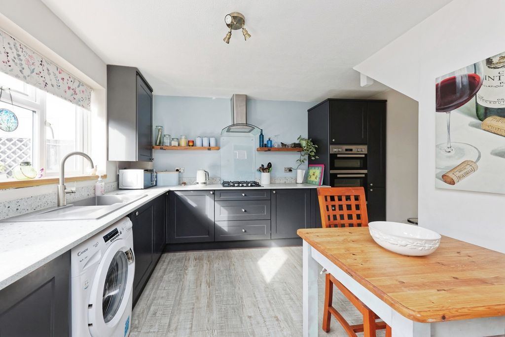 Additional image 5 of 3 bed end terrace house for saleStation Approach, Minster, Ramsgate, Kent CT12