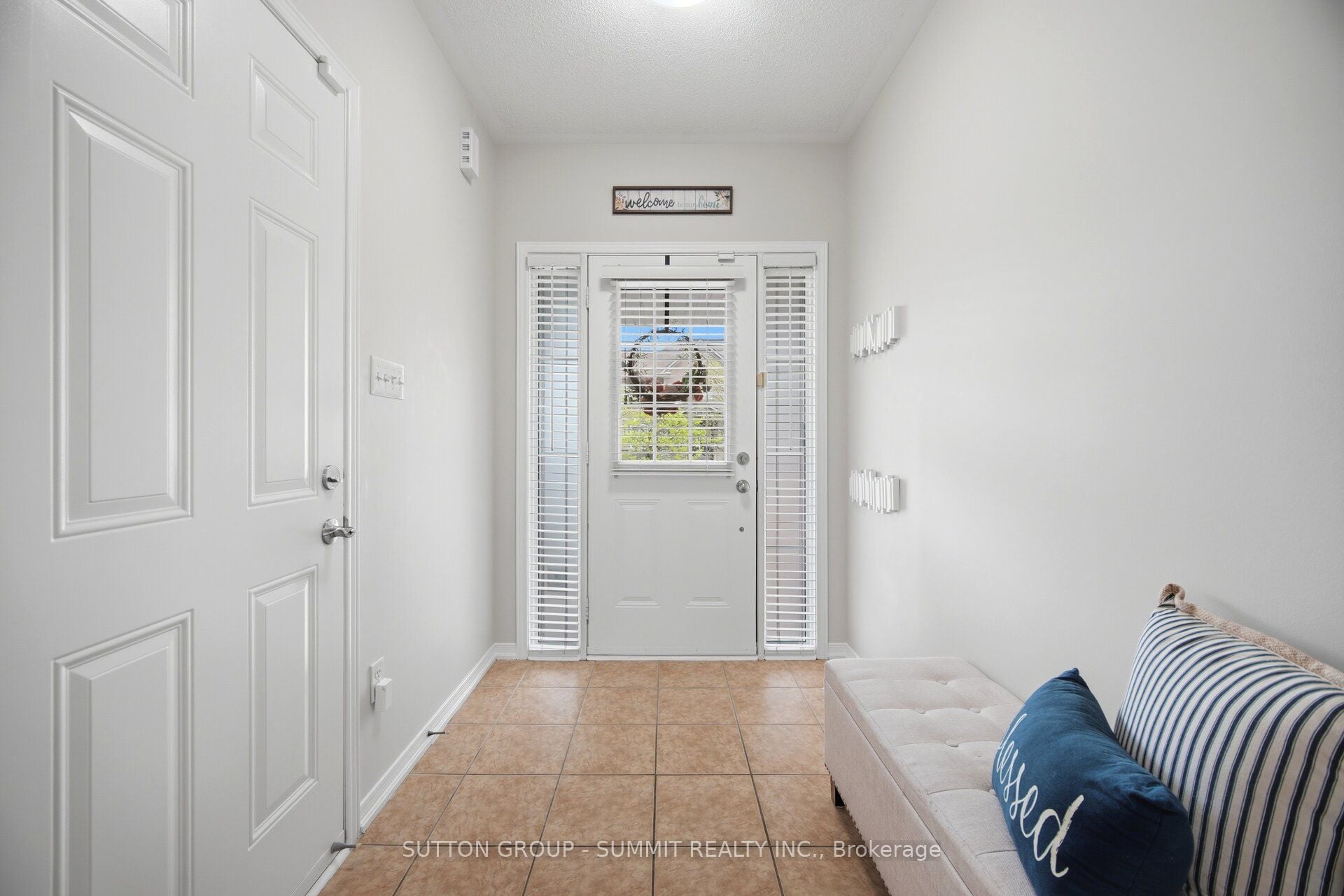 Additional image 3 of 100 Burnstown Circle, Brampton, ON, L6P 3P4