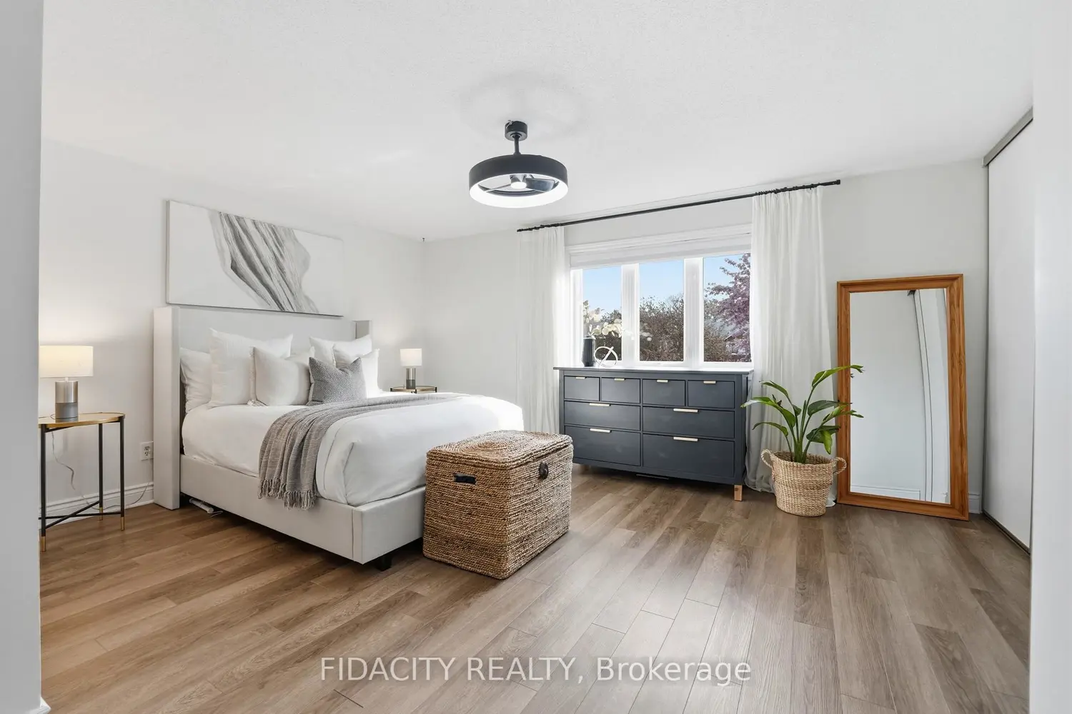 Additional image 8 of 80 Robarts Crescent