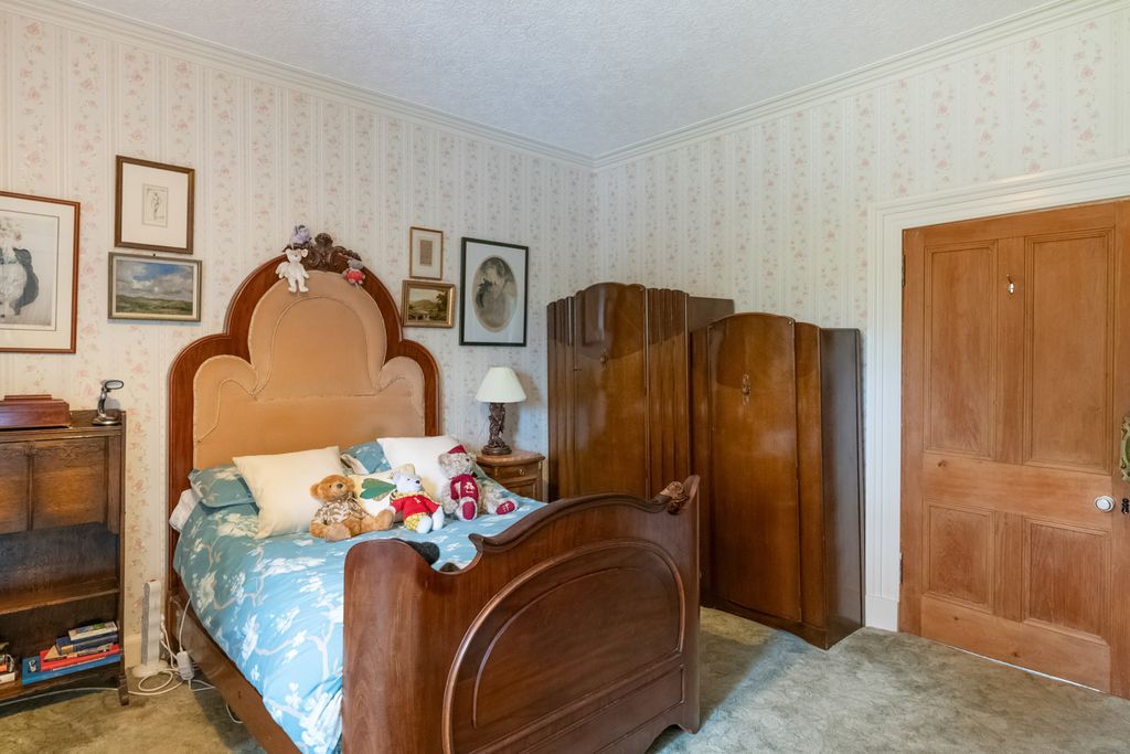 Additional image 21 of 3 bed flat for saleLyon Road, Killin FK21